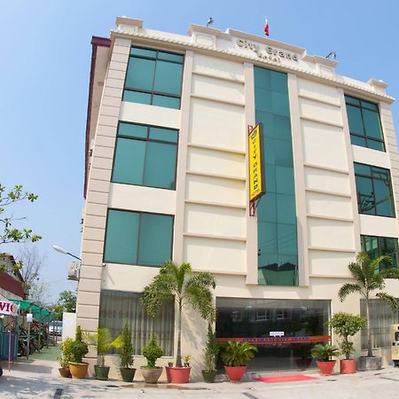 City Grand Hotel Mandalay Exteriér fotografie